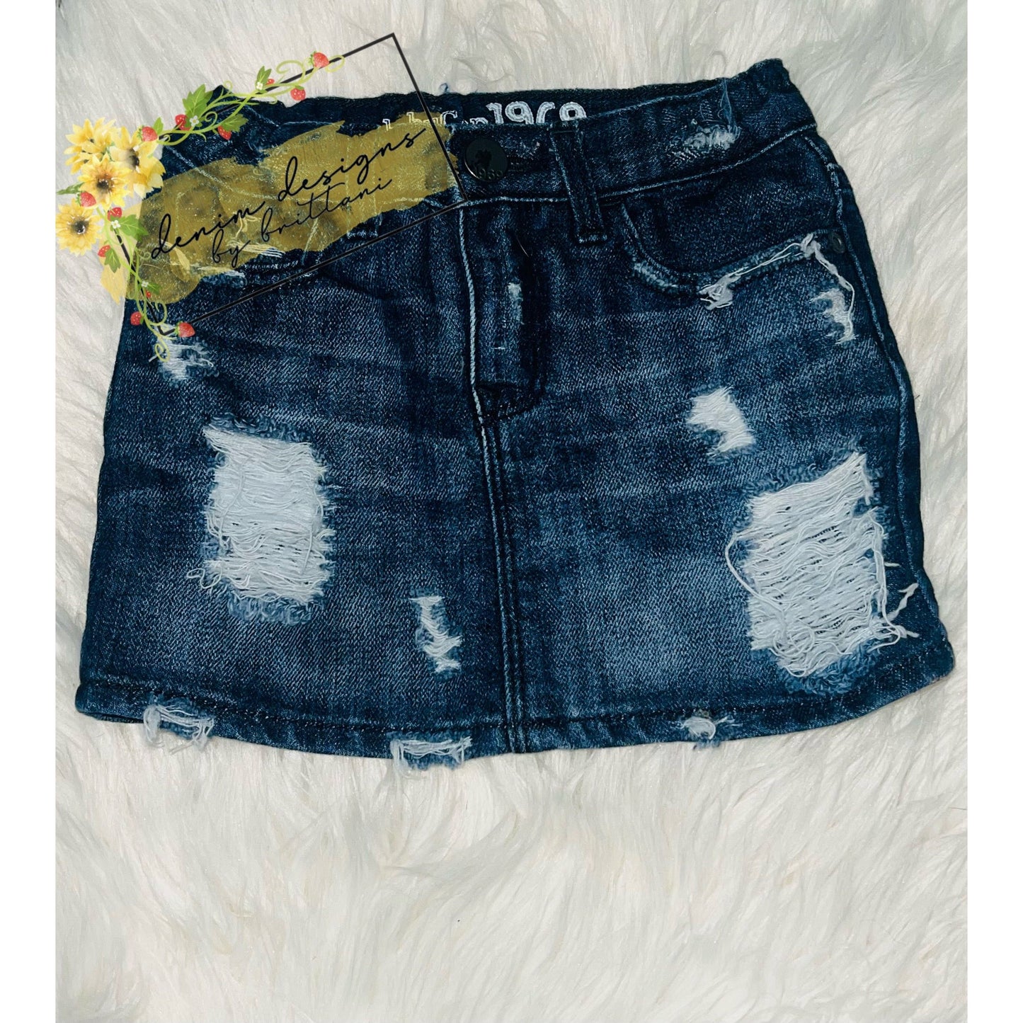 Size 2 distressed skirt