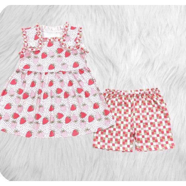 Berry checkered set