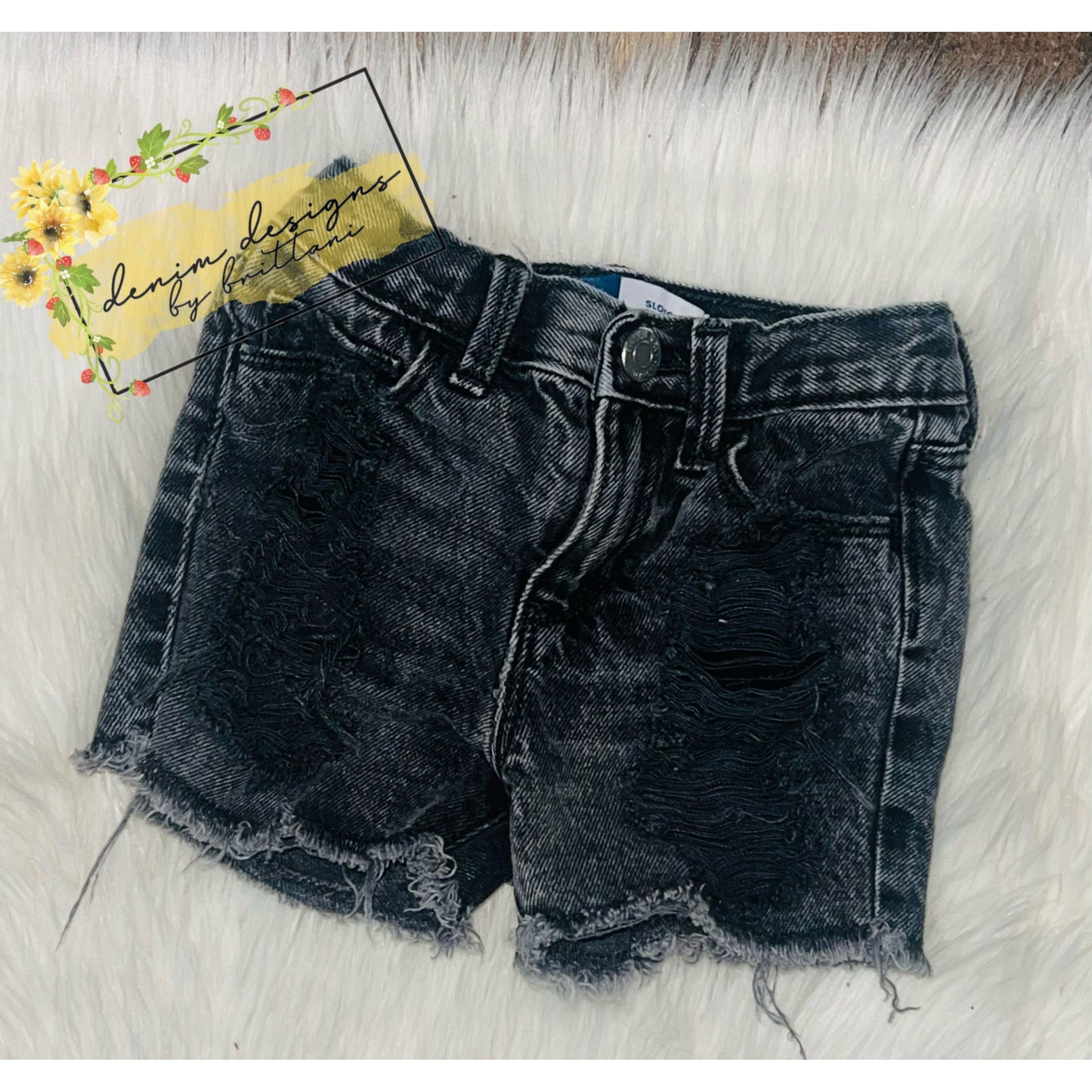 Size 3T distressed shorts