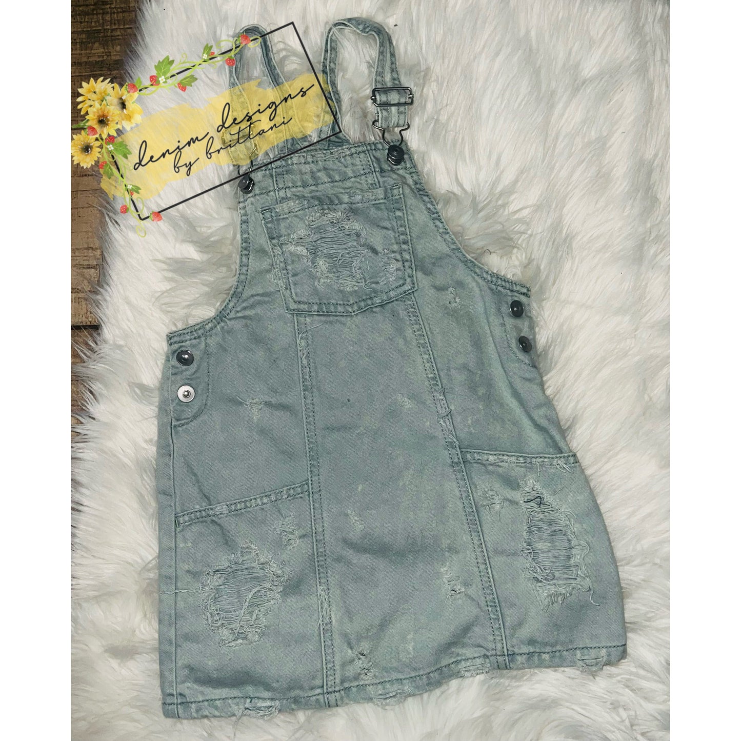 Size 5T distressed skirtall