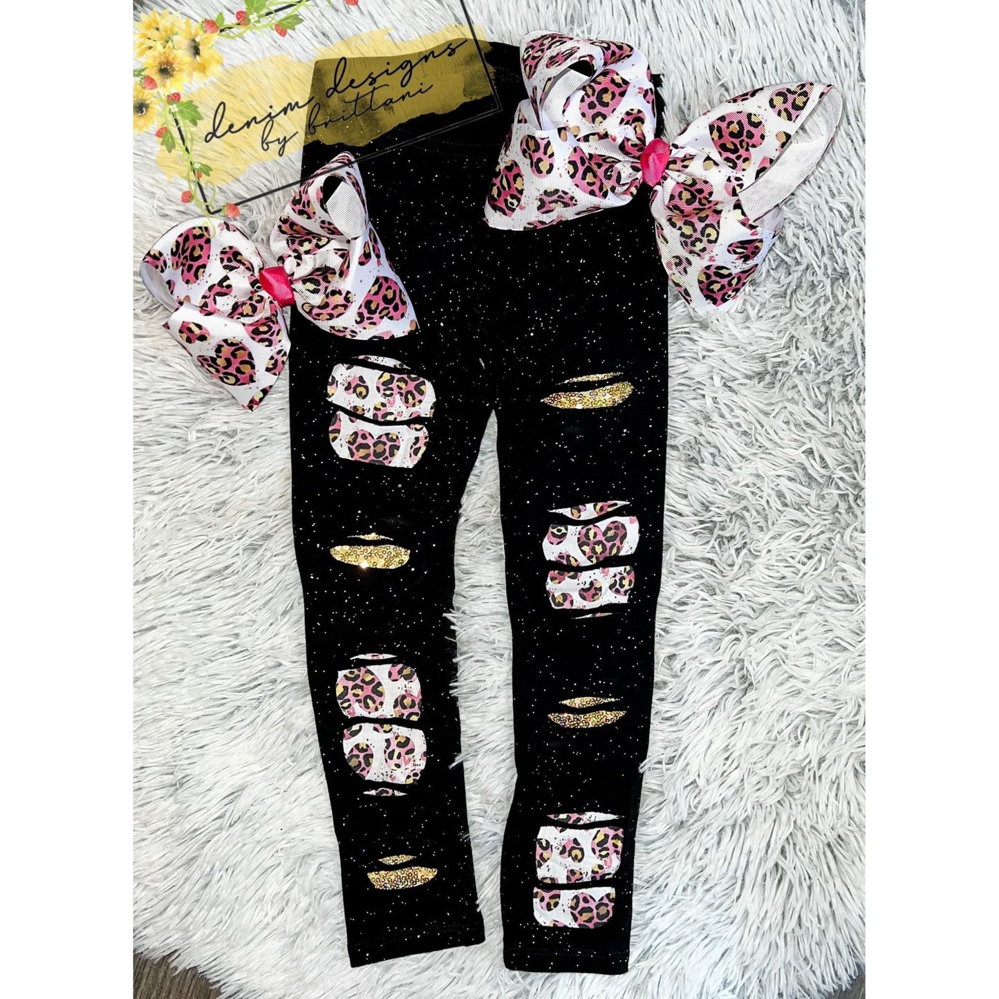 Valentines Peekaboo Leggings